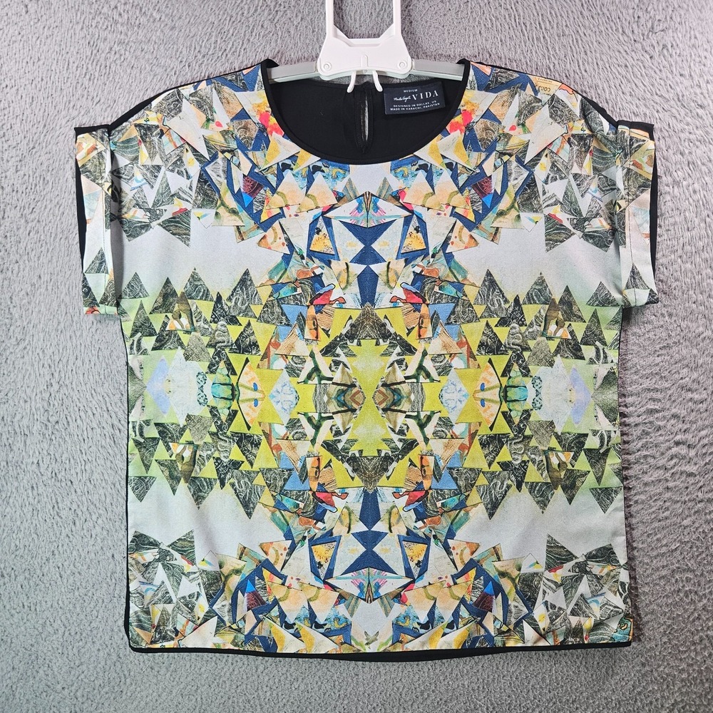 Vida Top Women medium Geometric Print Multicolor Artsy Museum Popover